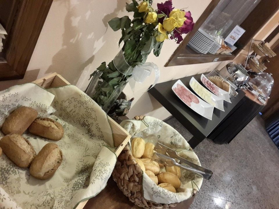 Valmarina Hotel Каленцано Екстериор снимка